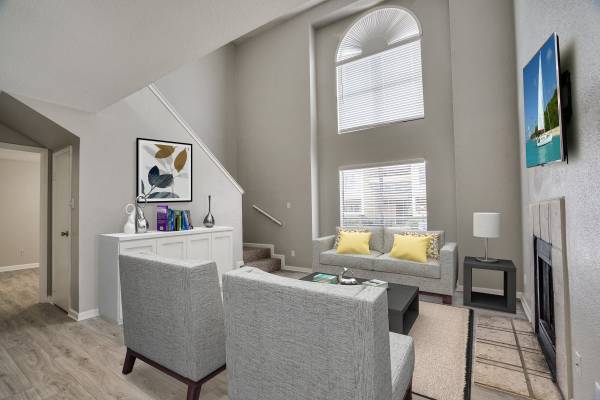 $1,035 / 1br - 540ft2 - 1 BD, Located in Garland, Hardwood Floors (2804 Belt Line Road, Garland, TX)63846411320193121