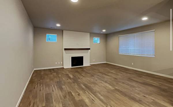 $2,300 / 4br - 2202ft2 - Beautiful Single Family Residence For Lease (Marysville)64031135699329120