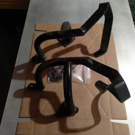Kawasaki GPz1100  KZ1000J  ELR Vintage Case Guards - $50 (Deerfield)62940364689795123