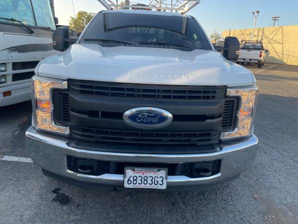 2019 Ford F-350 - $32,000 (redwood city)63470227736963123