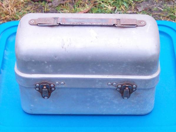 - Vintage - Lunch Box 1