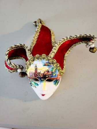 Venetian Mask by La Maschera Del Galeone BONUS Gift Wrap 1