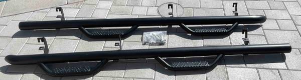 Rough Country Nerf bars (running boards) 1