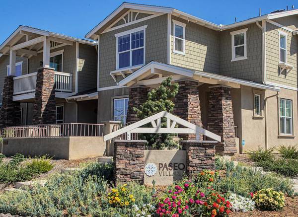 $3,295 / 3br - 1632ft2 - Ramona Shops and Restaurants + Large, Usable Balcony - Craftsman (San Diego)64037045345795121