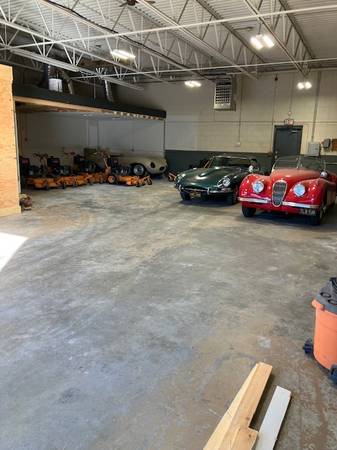 $300 ANTIQUE/CLASSIC CAR STORAGE - HEATED, DRY, SECURE (Greenville/Smithfield)64002830060802122