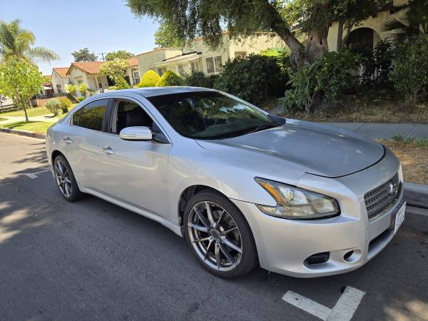 2011 Nissan Maxima - $2,500 (Huntington Park)63623776655873123