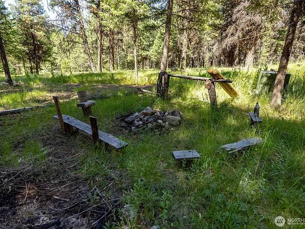 $119,000 Just under 5 acres of buildable land for sale (Oroville, WA)63417872384003123