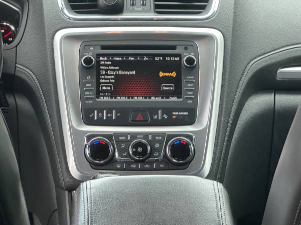 2017 GMC Acadia Limited Edition AWD - $6,000 (Lynn)63615641425921123