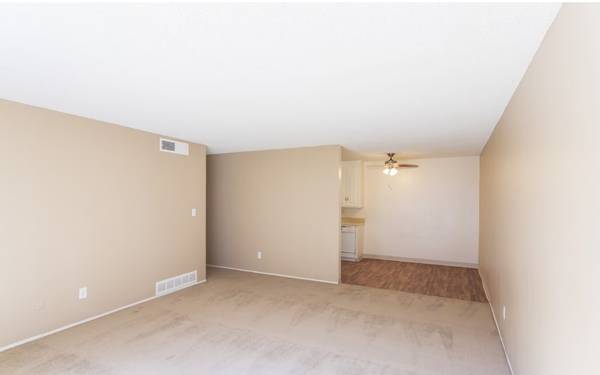 $2,048 / 1br - 750ft2 - Shuffle Board, en El Cajon CA, 1BD 1BA (2675 Fletcher Pkwy, El Cajon, CA)63865933075457121