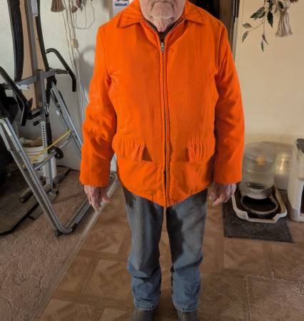 Carter's winter jacket Large orange 1