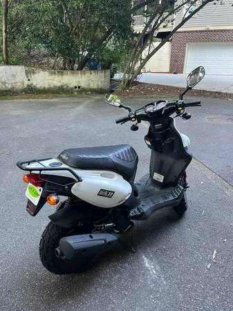 2016 Genuine Scooter Company Roughhouse - $1,00063436960842753123