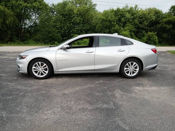 2017 CHEVROLET MALIBU - $6,999 (BEACH PARK, ILLINOIS)63616794248963124