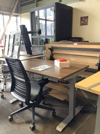 Holliday Sale: Gesture, Amia, Aeron, Mirra and Standing Desk Sale 1