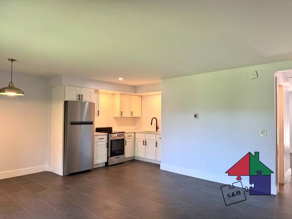 $1,850 / 1br - Coming Soon! Stowe 1 BR - Private Balcony and Laundry On-Site! (Stowe)63784684895491121