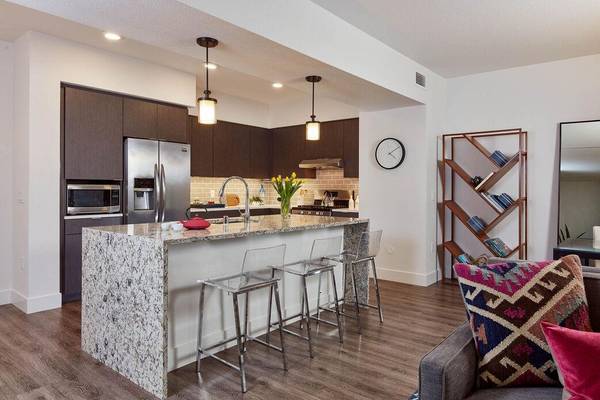 $3,495 / 1br - 895ft2 - Must-See 1 BR  Retreat! Spacious Layout  Stylish Upgrades (sunnyvale)63847330687233121