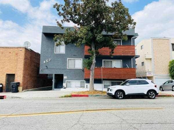 $2,495 / 2br - Hermoso adosado de dos habitaciones a pocas cuadras de The American At Brand (GlEnDaLE)63869889751811120