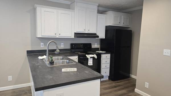 $1,299 / 2br - ✨ Acogida casa de 2 dormitorios y 2 baños en alquiler – ¡Solo $1299/mes! 🏡 (Ooltewah)63993219821827122