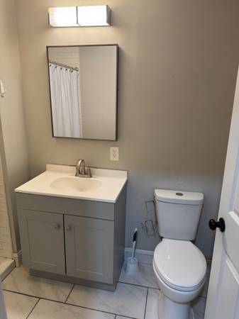 $300 / 1br - Room for rent 300.00 a week all utilities included (Quakertown)64010162513794123