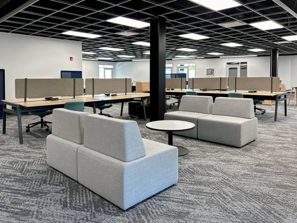 $19 Simplifique su programación: reserve salas de reuniones al instante en nuestra aplicación (Logan)64149670517121123