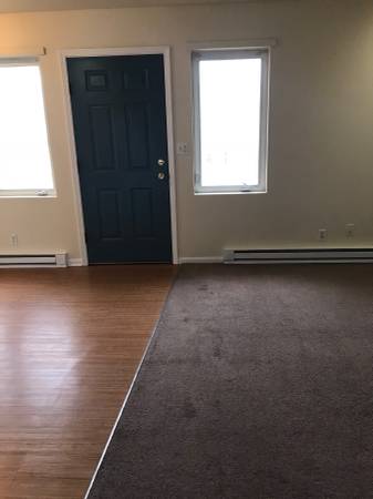 $1,240 / 1br - Excelente ubicación - Casa de apartamento de 1 dormitorio (Aurora)63959878816770123