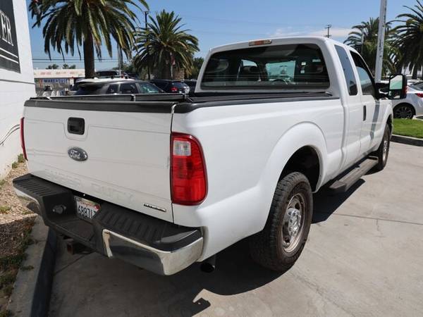 2015 FORD F250 SUPER DUTY SUPER CAB XL PICKUP 4D 6 3/4 FT - $8,995 (- $995 Down oac* All Credit Accepted)63618334457985123
