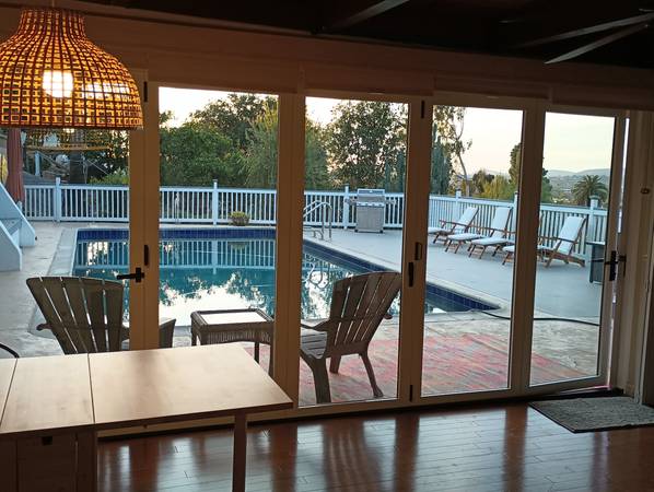 $2,350 / 1br - House, Furnished with View and Pool BBQ w/Utilities (Escondido)64037218521346122