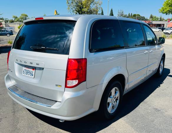 2012 Dodge Grand Caravan (Clean Title) $5999 - $5,999 (Orangevale)63619609587971124