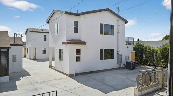 The total package! Rentals in Whittier 1