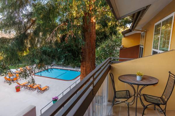 $2,395 / 1br - 775ft2 - Elevado. ¡Descubre la vista desde arriba! (fremont / union city / newark)63880246458627120