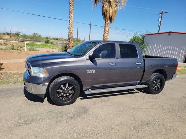 Clean affordable 4x4! 2014 Ram 1500 Lone Star 4x4! - $18,995 (Alamogordo)63470888648067121
