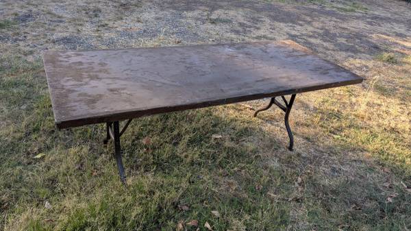 Free folding table 1