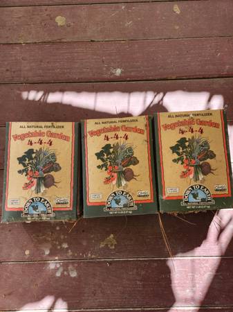 3 Packs All Nature Fertiluzer Down ti Earth 4-4-4 5lb 1