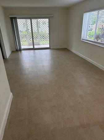 $2,600 / 2br - 2 HABITACIONES JUNTO A LA PLAYA; PRIMER MES COMPLETO GRATIS (Deerfield Beach)63825137442433121