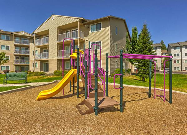 $1,291 / 2br - Cable/Satellite, Alarm System, Playground (13110 N Addison St, Spokane, WA)63969875322883123