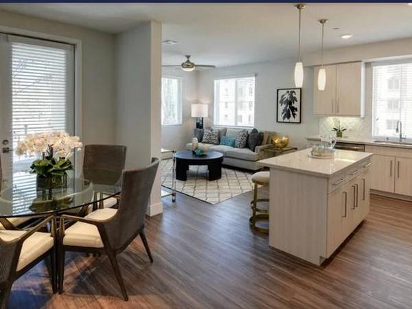 $3,999 / 2br - 999ft2 - Gourmet Kitchens, Five Exclusive Courtyards, Quartz Countertops (San Diego)63621233352195123