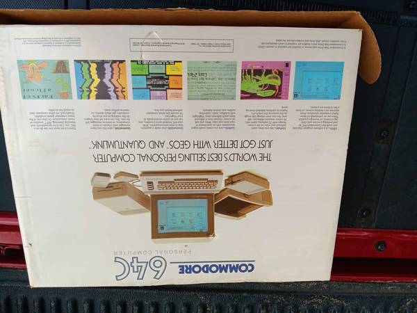 Computadora COMMODORE 64 - $200 (Dothan)63440392445569124