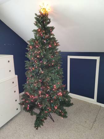 7FT CHRISTMAS TREE 1