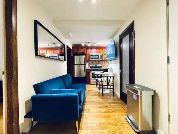 $665 / 1br - Prime Bedford Ave L Furnished Sublet room Back yard, Laundry, duplex (Williamsburg)63995970012931122