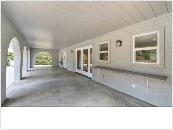 $1,850 / 2br - 963ft2 - Make yourself at home! Beautiful 2 bed townhome in Sacramento (Sacramento - North Laguna)63900311312386121