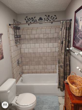 $200 WEEKLY-- NICE QUIET AND PRIVATE ROOM (Mt. Juliet)63904821267074121