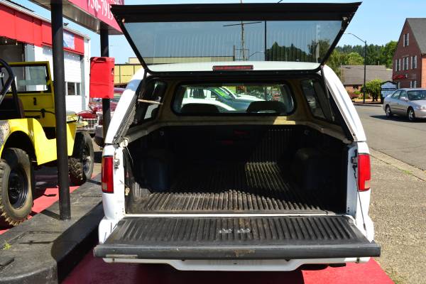 1996 SSL 2 puertas Cabina Estándar - $5,995 (centralia)63473428979841123
