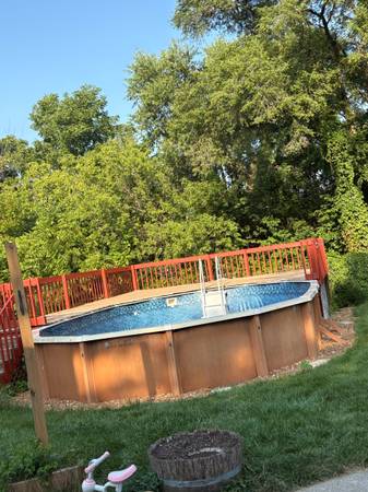 Swimming pool 1