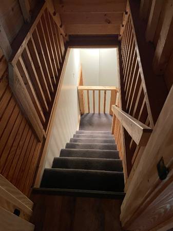 $1495.00 / 3br - 1150ft2 - Cozy real Log Cabin with Lake view64022450810371122