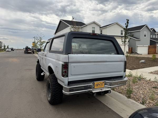 Ford Bronco 1989 - $8.000 (Aurora)63619639986947124