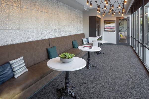 $2,393 / 2br - 1188ft2 - Estaciones de carga para vehículos eléctricos, terraza en la azotea (Tigard Or)63831608523267124