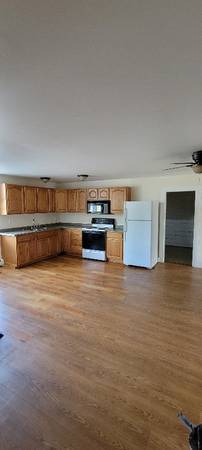 $1450.00 / 2br - 800ft2 - Third floor,clean, sunny 2 bedroom in downtown historic Littleton nh,63931658679683122
