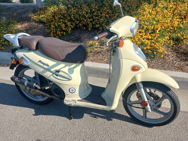 07 kymco 50cc scooter  -moped permanant plate!! 1