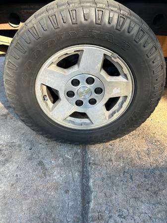 Chevy tires and rims 1