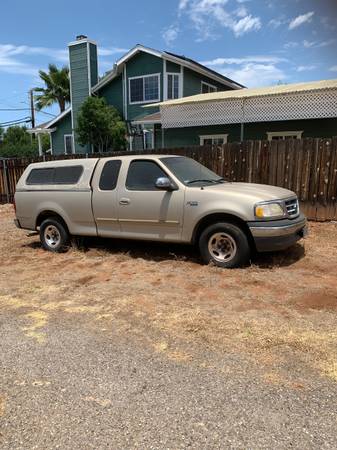 2000 Ford F150 XLT V6 Pick-Up 1