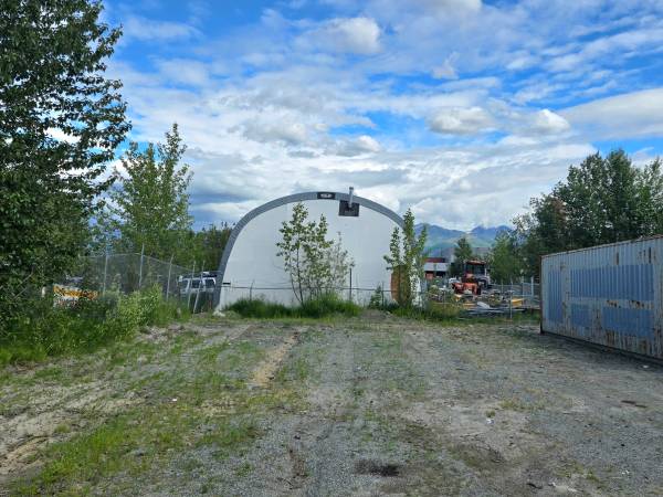 $1,200 Yard space for rent (Midtown Anchorage)64004785298178120